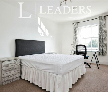 6 bedroom flat to rent - Photo 2