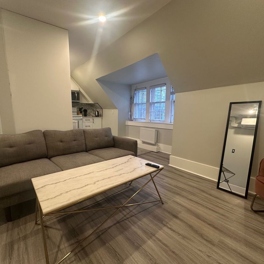 For Lease - 31 Tyndall Avenue Unit# 301, Toronto, Ontario - Photo 1