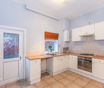 3 bedroom terraced house to rent - Photo 5