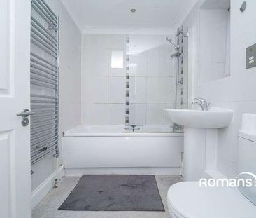 Colham House, Colham Avenue, Yiewsley, UB7 - Photo 2