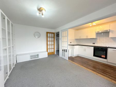 1 bedroom apartment to rent - Photo 2