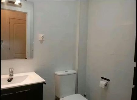 Carrer dels Ferros, Valencia, Valencian Community 46022 - Photo 2