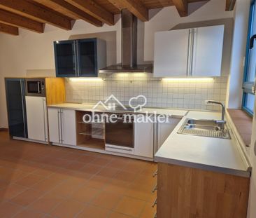 Außergewöhnliches schönes Haus mit großem Garten, Garage, EBK und S... - Photo 3