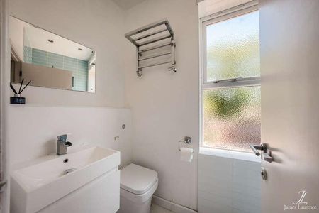 St Michael's Court, Warstone Parade East, Jewellery Quarter, B18 - Photo 4