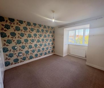 3 bedroom apartment to rent - Photo 5