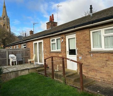 2 bedroom semi-detached bungalow to rent - Photo 4