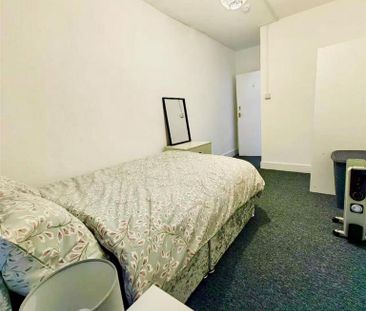 3 bedroom house share to rent - Photo 1
