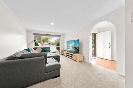 150 Duncan Drive, Pakenham VIC 3810 - Photo 4