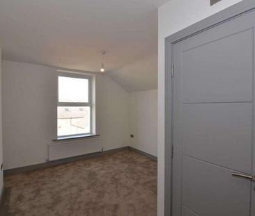 South Parade, Whitley Bay, NE26 - Photo 2