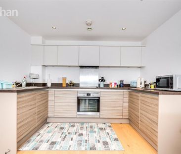 2 bedroom flat to rent - Photo 5