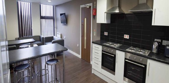 Flat to Rent: City Point, Great Homer Street - Photo 2