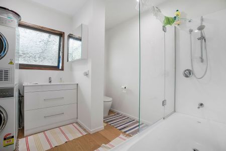 Quiet, peaceful + private setting - Photo 5