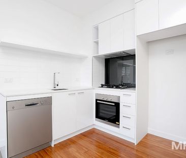 411/8 Olive York Way, Brunswick West - Photo 4