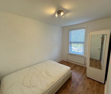 Studio Flat, York Road, E17 - Photo 6