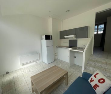 Location Appartement 2 pièces 24m² - Photo 5