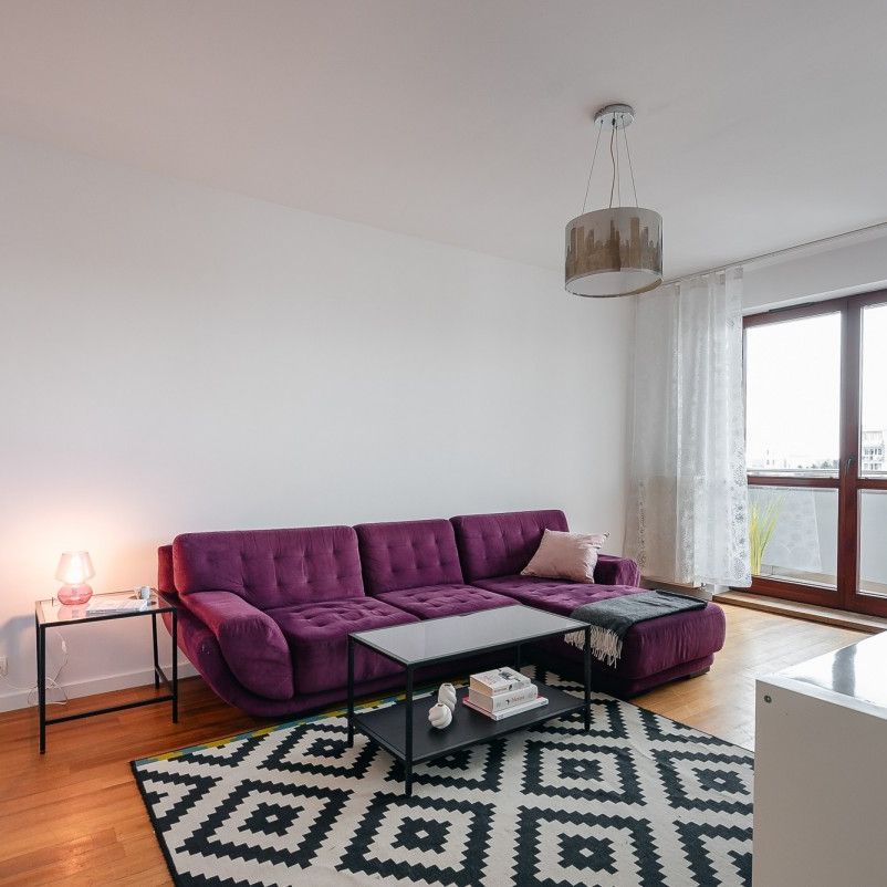 Jasne i przestronne 2 pokoje blisko stacji metra - Фото 1