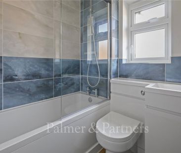 2 bedroom end of terrace house to rent - Photo 6