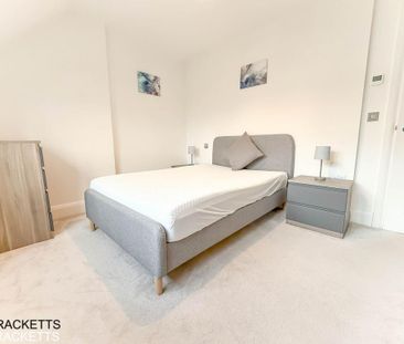 1 bedroom flat to rent - Photo 4