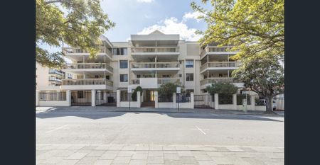 Cozy 2 x 2 Apartment in East Perth! - Photo 2