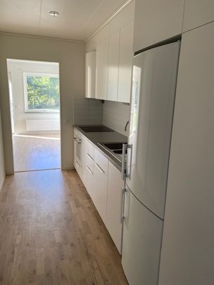 Prästbodavägen 52B - Foto 1