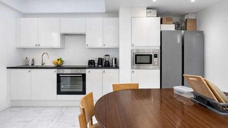 Trelawney Road, Ilford, IG6 - Photo 5