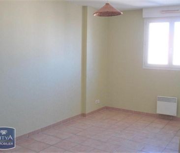 Location Appartement 4 pièces 85m² MARSEILLE 5ème - Photo 6