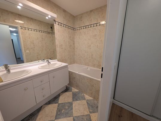 Location Appartement 4 pièces 91m² - Photo 1