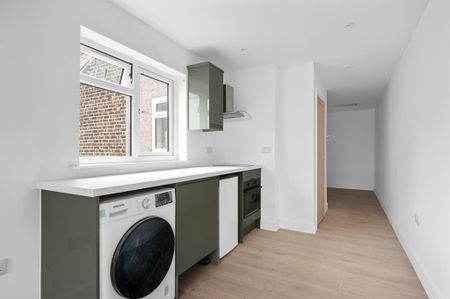 Studio to rent - Photo 2