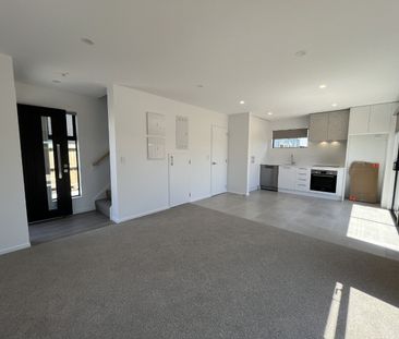 5/89 Barbour Street, Waltham - Photo 5
