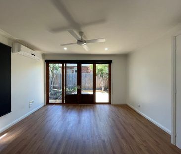 38 Ascot Vale Road, Flemington VIC 3031 - Photo 2