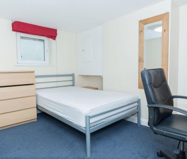 5 bedroom house to rent - Photo 4