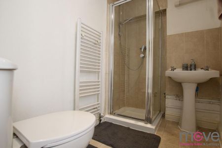 2 bedroom apartment to rent - Photo 4