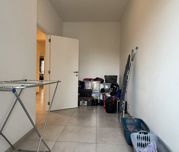 Instapklaar appartement (2 slk) met terras in centrum-Willebroek - Photo 2