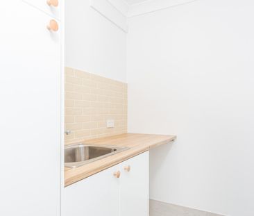 Make heading Modern Mid-Century Charm in the Heart of Clontarf - Photo 2