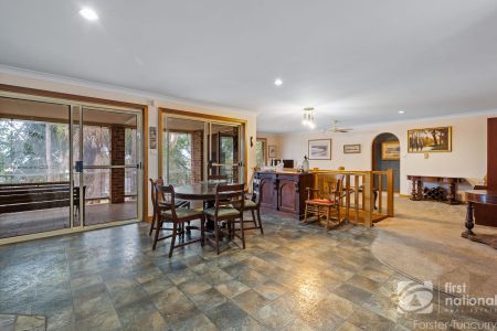 Spacious Dual-Level Home Near One Mile Beach - Photo 4