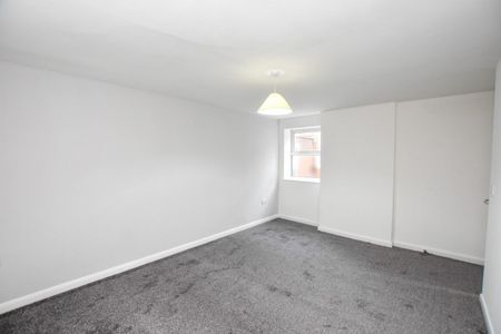 1 bed Apartment for Rent - Photo 3