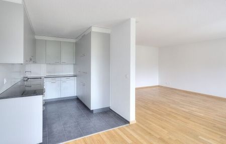 Sleek apartment for rent - Photo 2