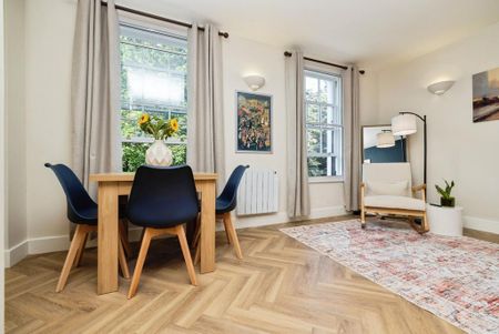 2 bedroom flat to rent - Photo 2