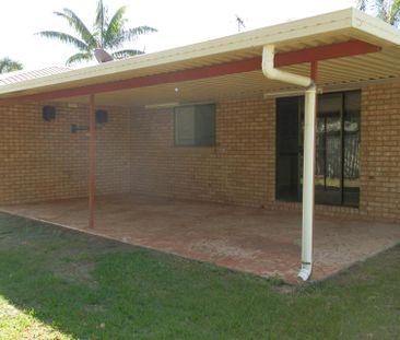 3 Crystal Court - Photo 3