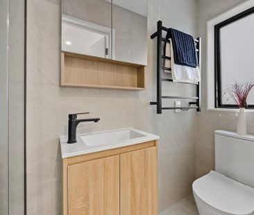 Modern 1BR Flat - Papakura Charm - Photo 6