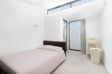 Newbury Mews, Chalk Farm - Photo 3