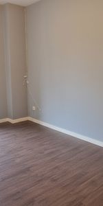 Location Appartement 2 pièces 57m² ST JACQUES DE LA LANDE 35136 - Photo 4