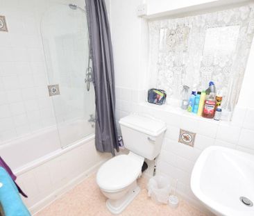 2 bedroom cottage to rent - Photo 5