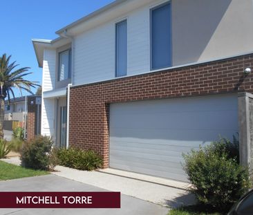 WELL APPOINTED HOME IN A CLASS OF ITS OWN! - Photo 5