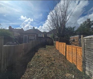 2 Bed Detached House, The Woodlands, SE13 - Photo 3
