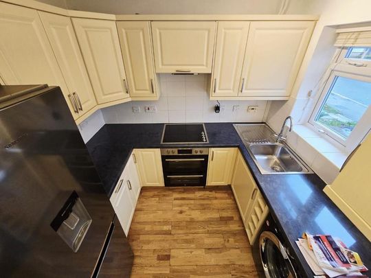 2 bedroom house to rent - Photo 1