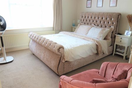 3 bedroom detached house to rent - Photo 4