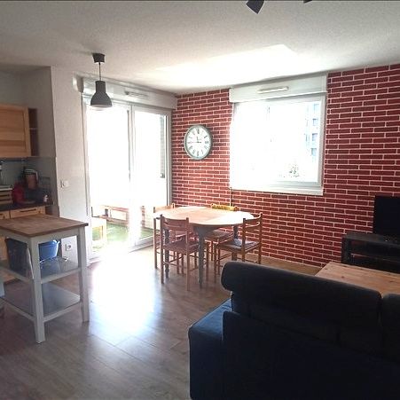 3 pièces - Meublé - 63 m² - 1er étage - Colocation autorisée - Photo 1