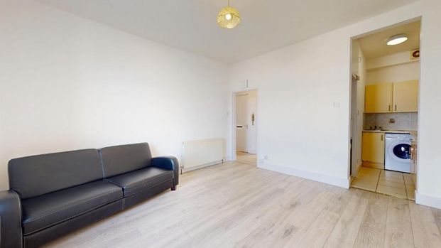 1 bedroom flat to rent - Photo 1