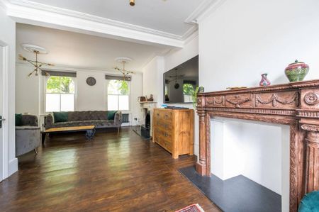 3 bedroom end of terrace house to rent - Photo 4